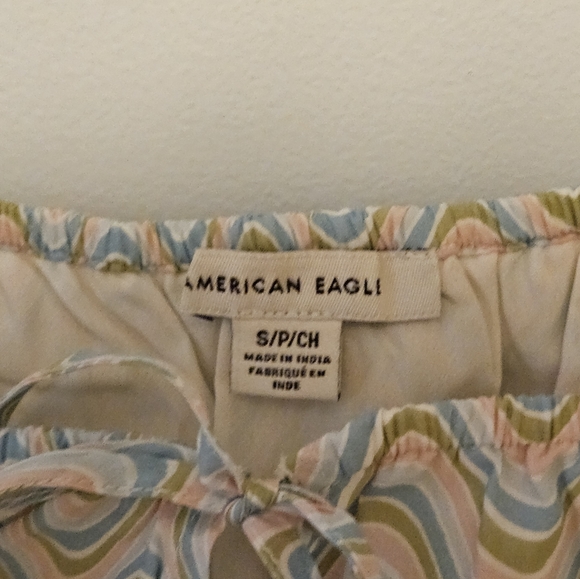 Crop top - Picture 2 of 2